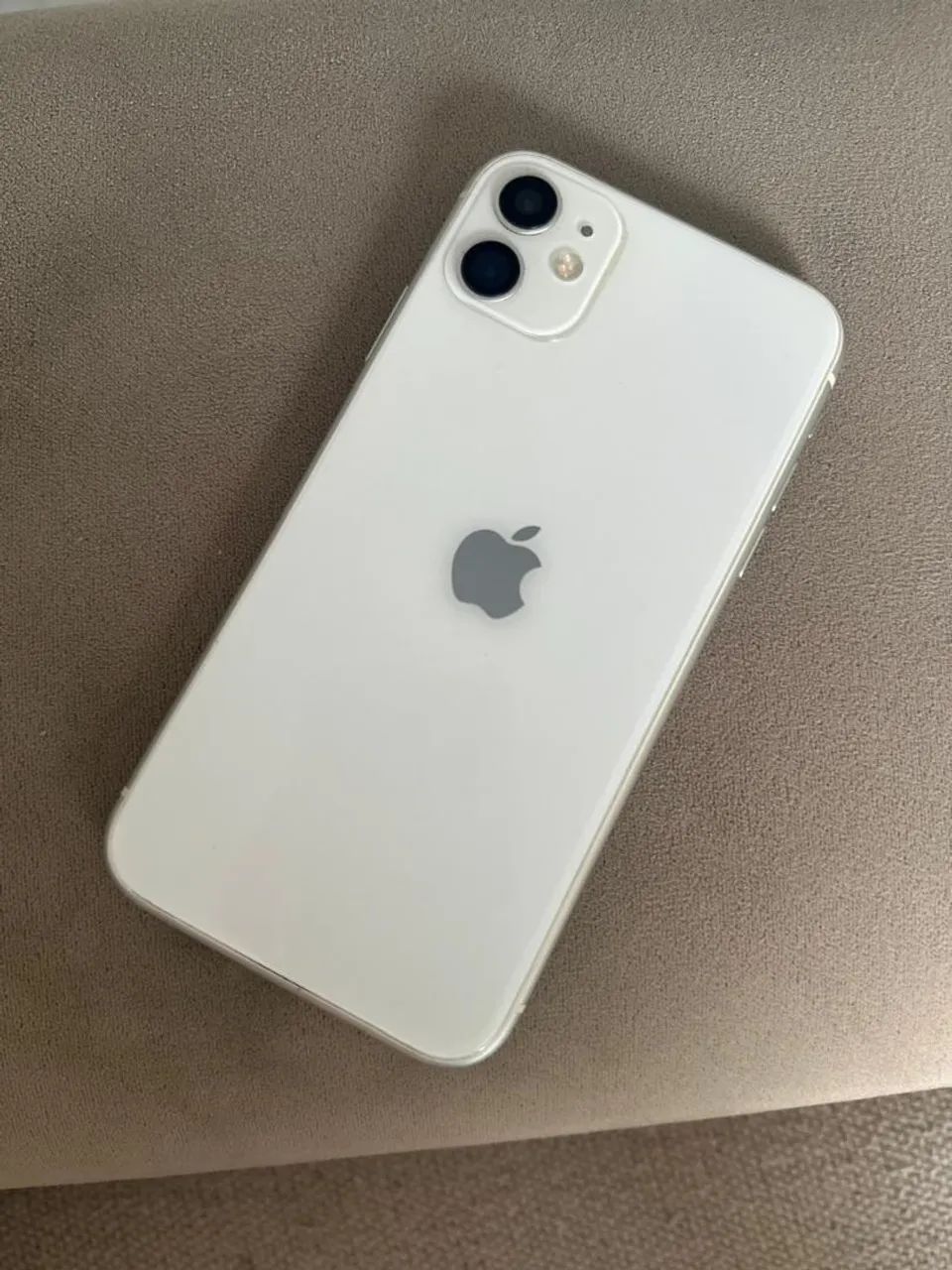 VENDO IPHONE 11 64GB 
