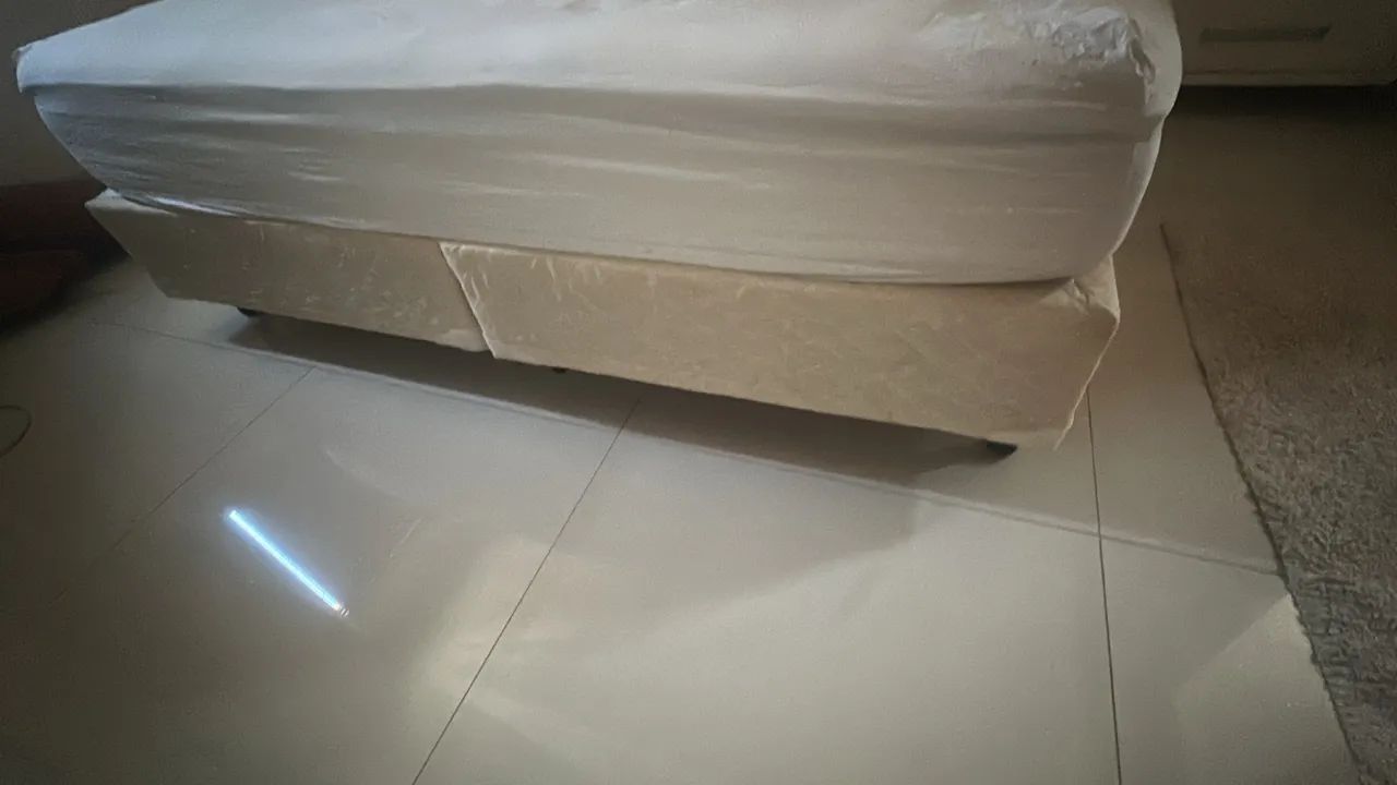 Vendo jogo de cama King usada  - Foto 3