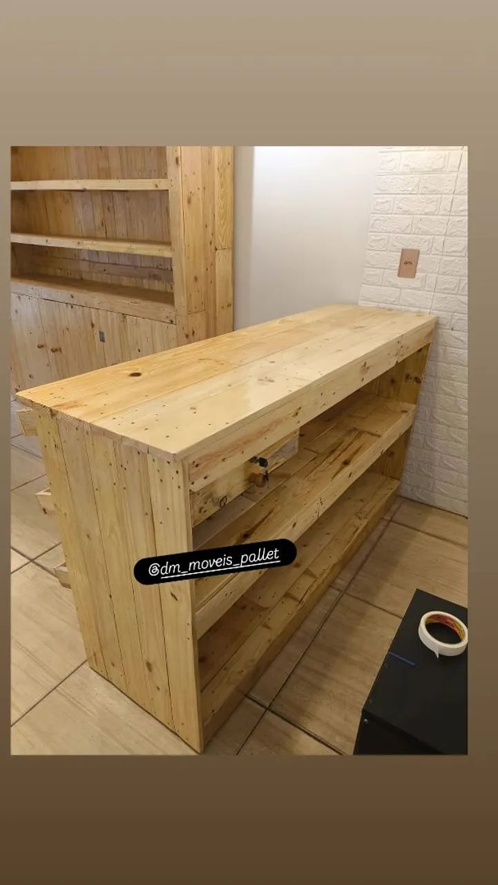 Balcão caixa com expositores de produtos  - Foto 3