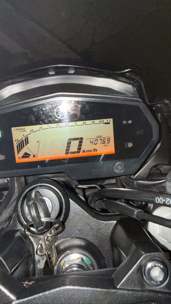 Yamara FZ25 ABS  - Foto 4