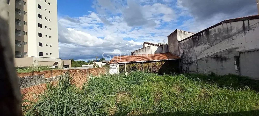 TERRENO MURADO NA VILA ZÉLIA | LORENA - SP