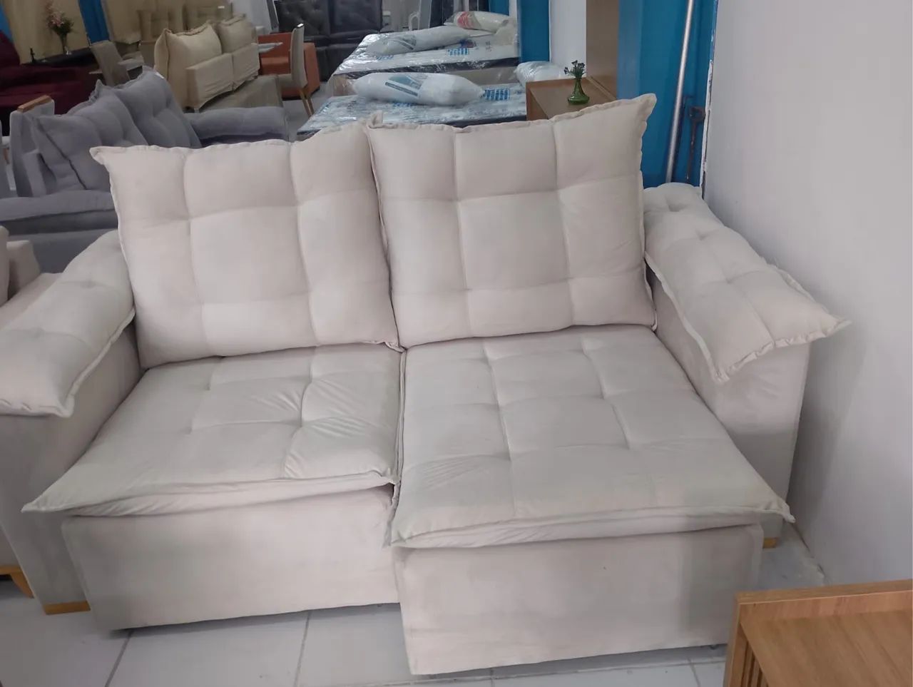 Sofá moderno mega confortável direto da fábrica com pillow top - Foto 3