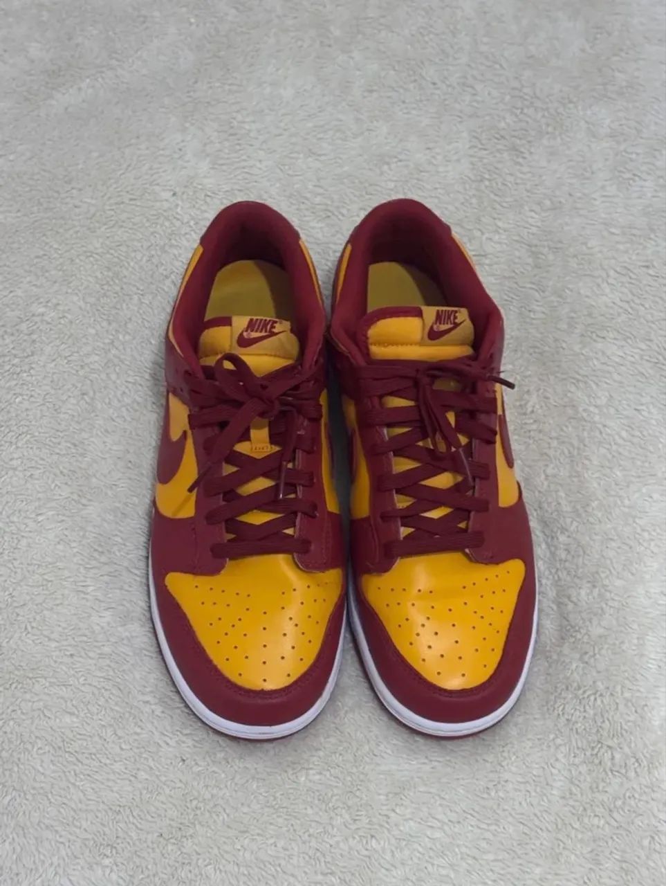 Nike Dunk Low Retrô - Vermelho e Amarelo - Foto 4
