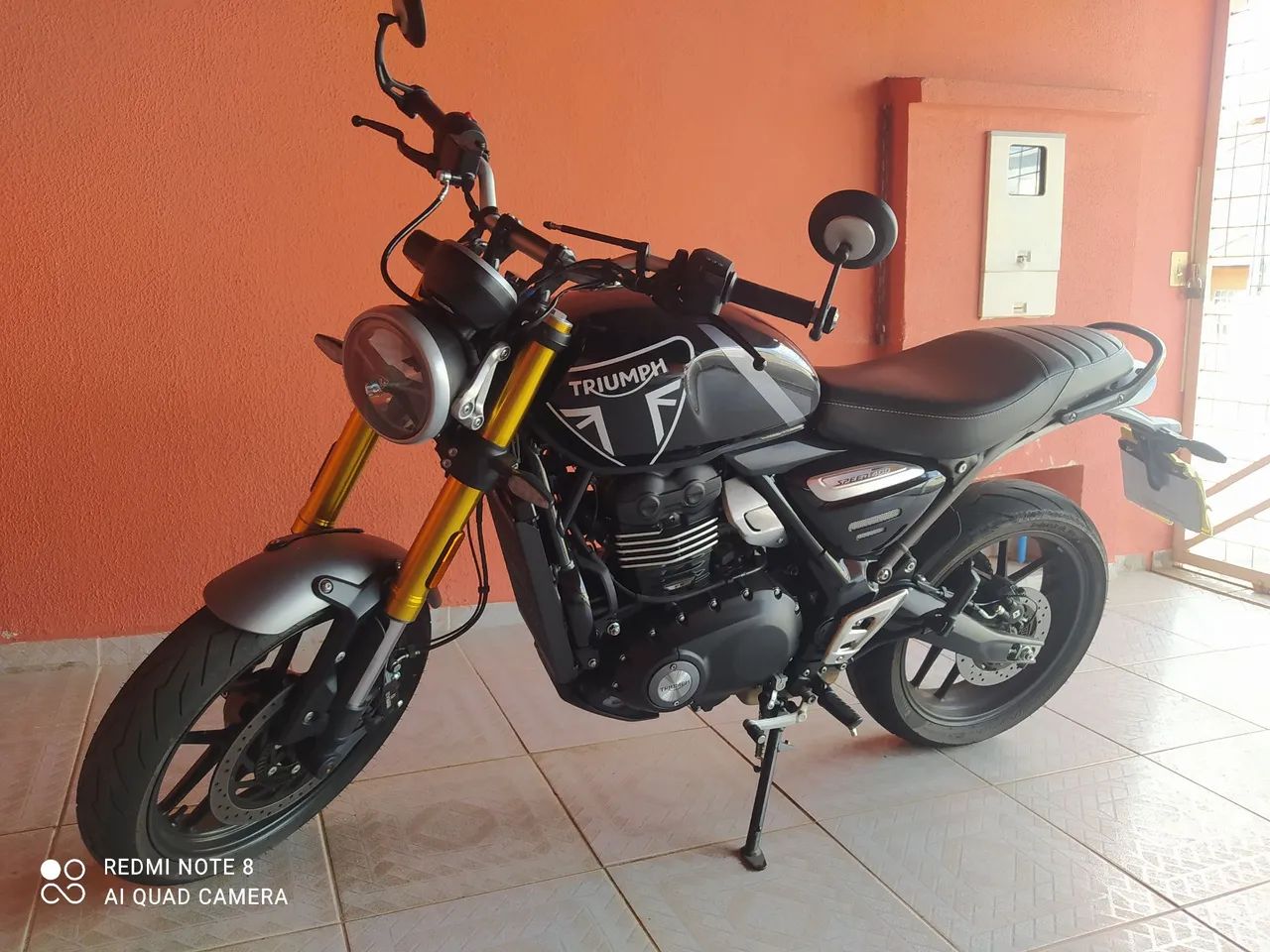 Triumph Speed 400 - Foto 2