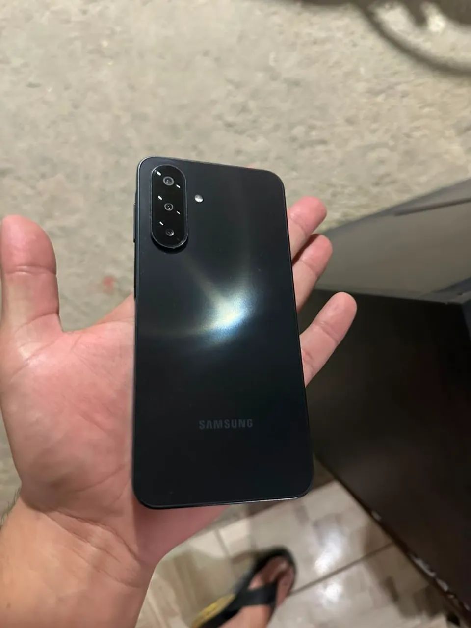Celular samsung A17 novo 3 mes de uso - Foto 3