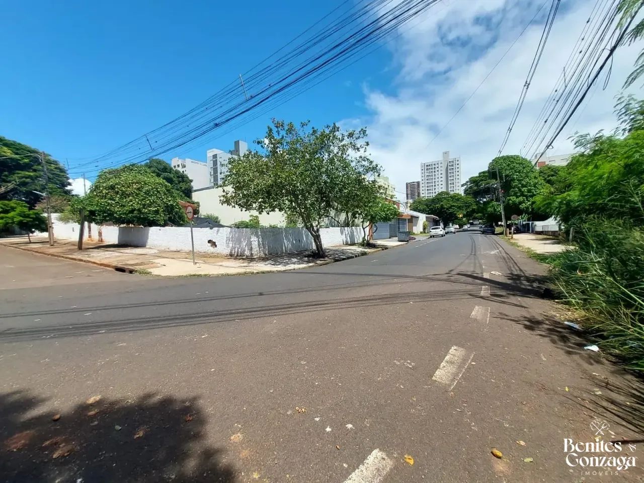 Terreno Comercial excelente p construcao de edificio Zona 07 proximo ao Colégio Pró - Foto 3