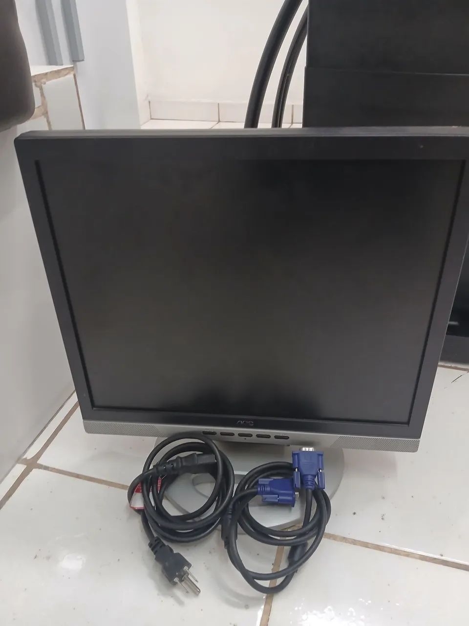 Monitor AOC 17 pulgadas.  - Foto 2
