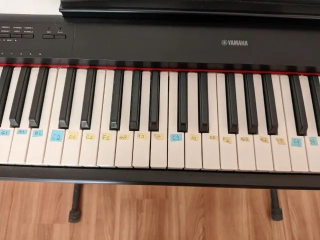 Piano Piaggero NP 12 Yamaha - Instrumentos musicais - Campo Grande