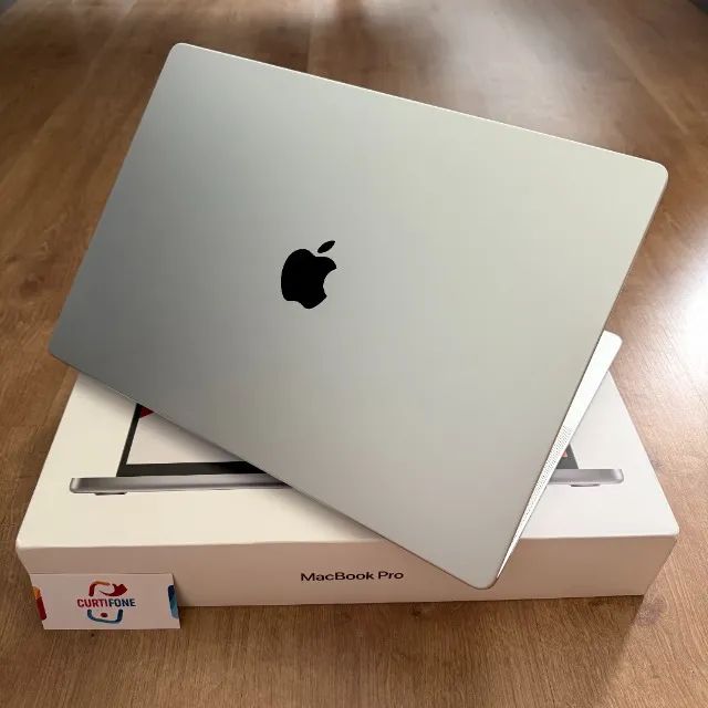 MacBook Pro - 16