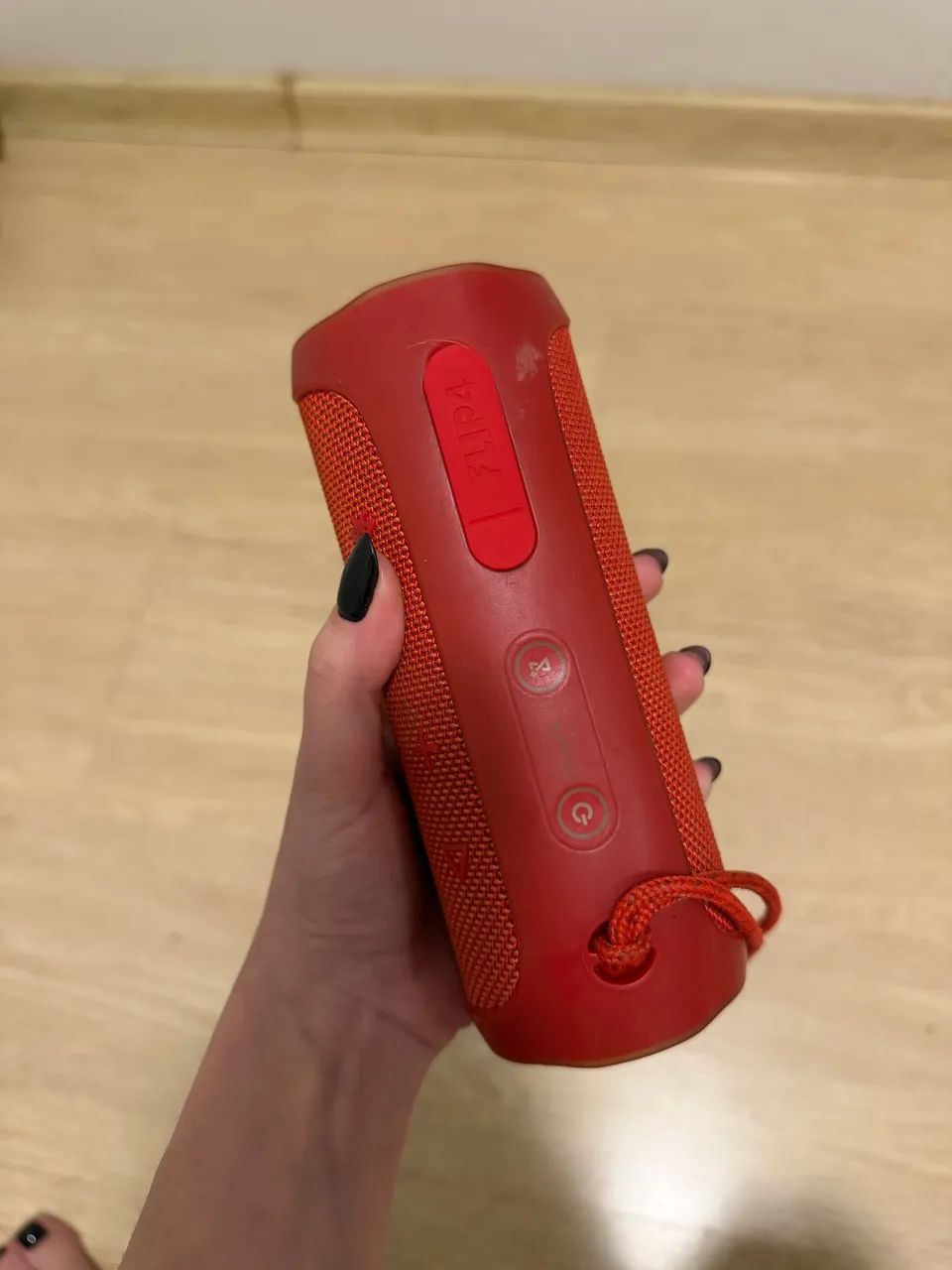 JBL Flip 4 Original - Vermelha - Conservada - Foto 2