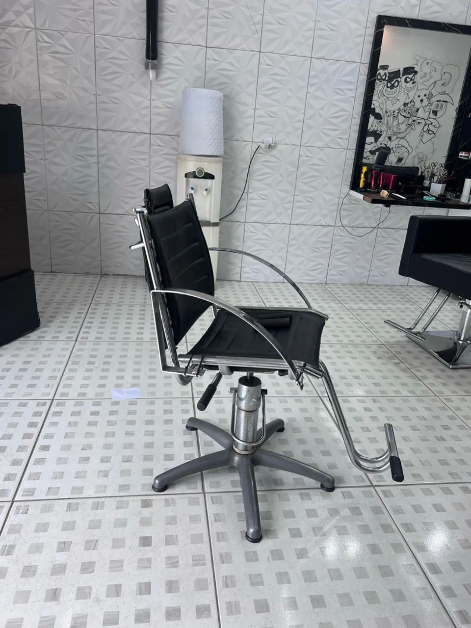 Cadeira para Barbeiro ou Cabeleira  - Foto 2