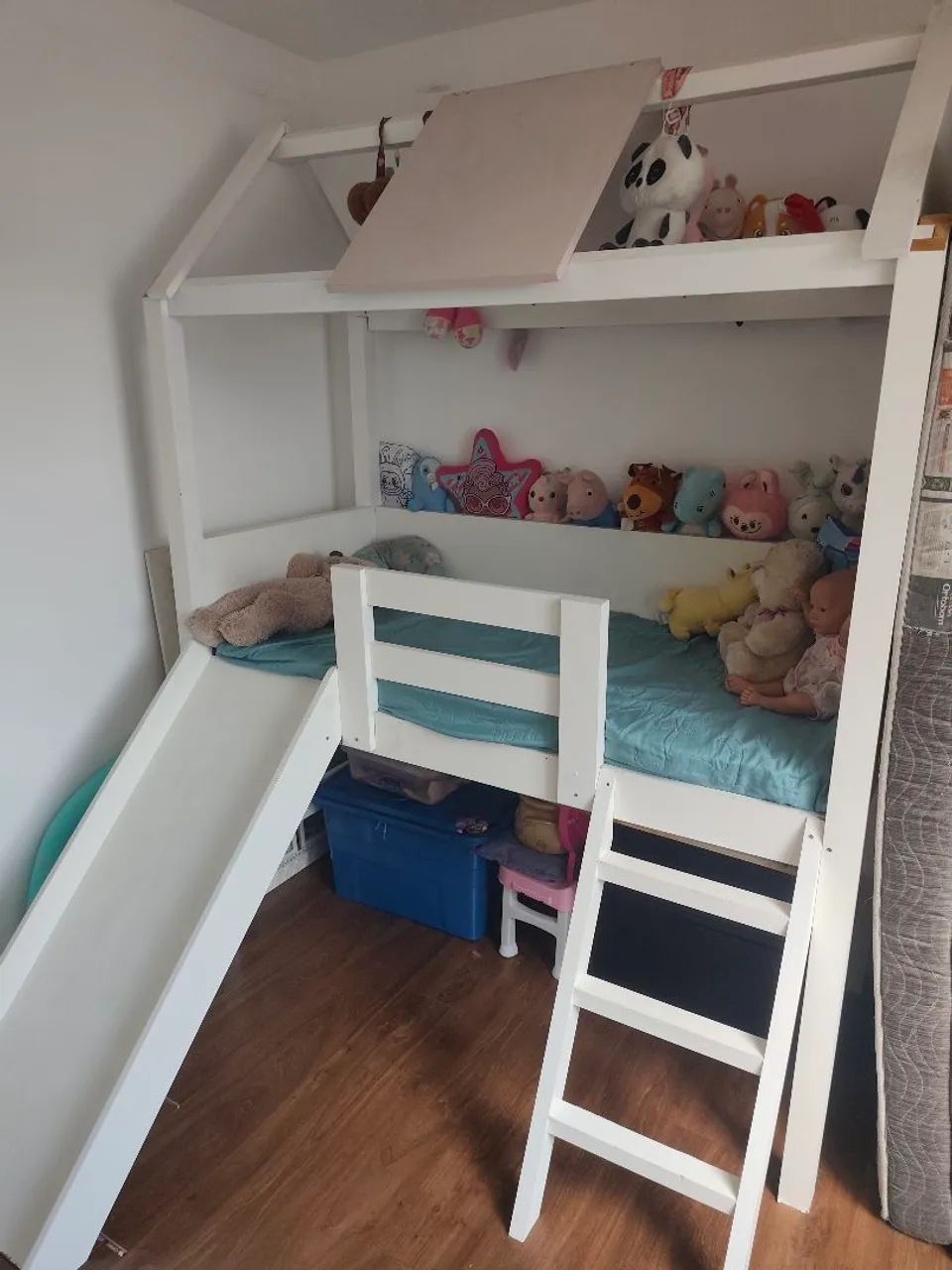 Cama infantil com escorregador  - Foto 3