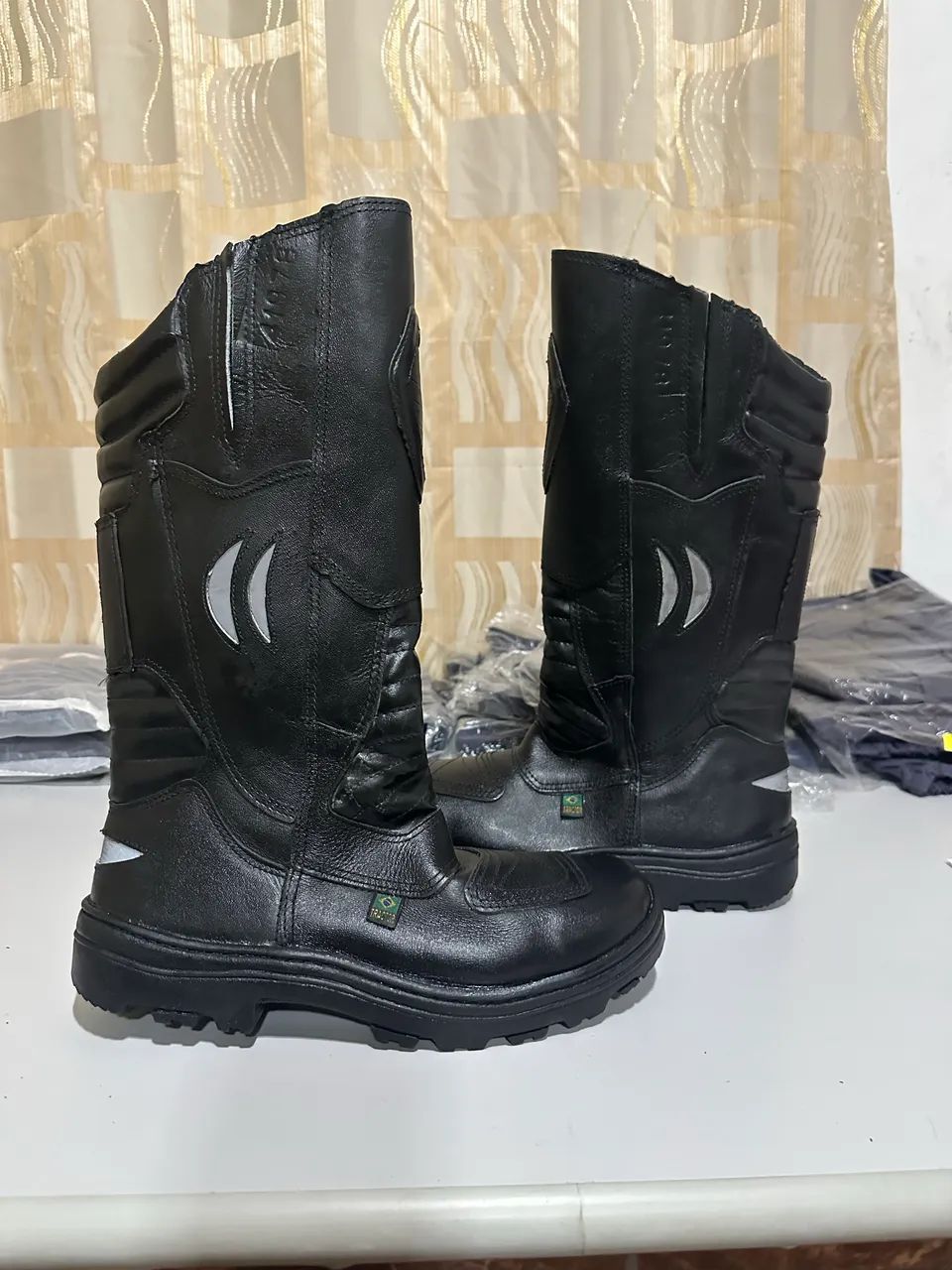 Bota motociclista tam 41 - Foto 2
