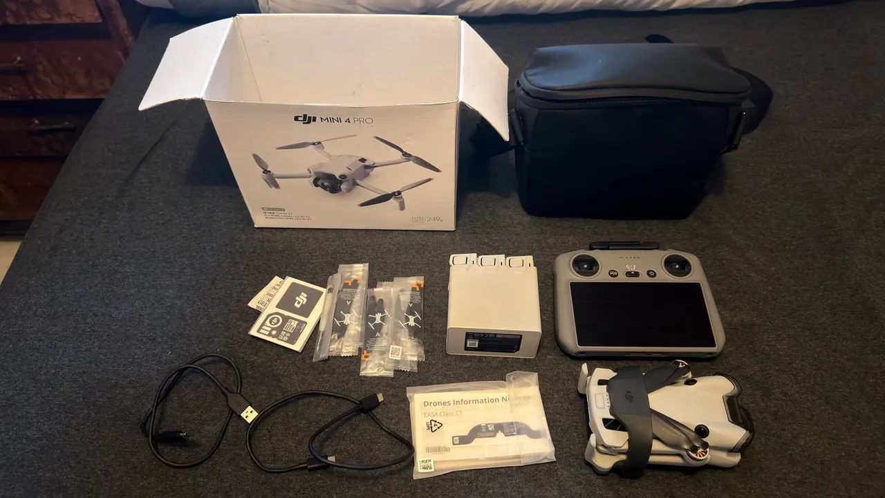 DJI Mini 4 Pro, Combo Fly More - Foto 2