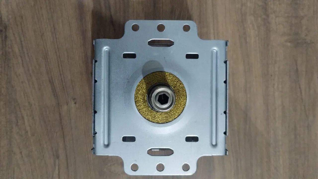 peça para microondas Magnetron 