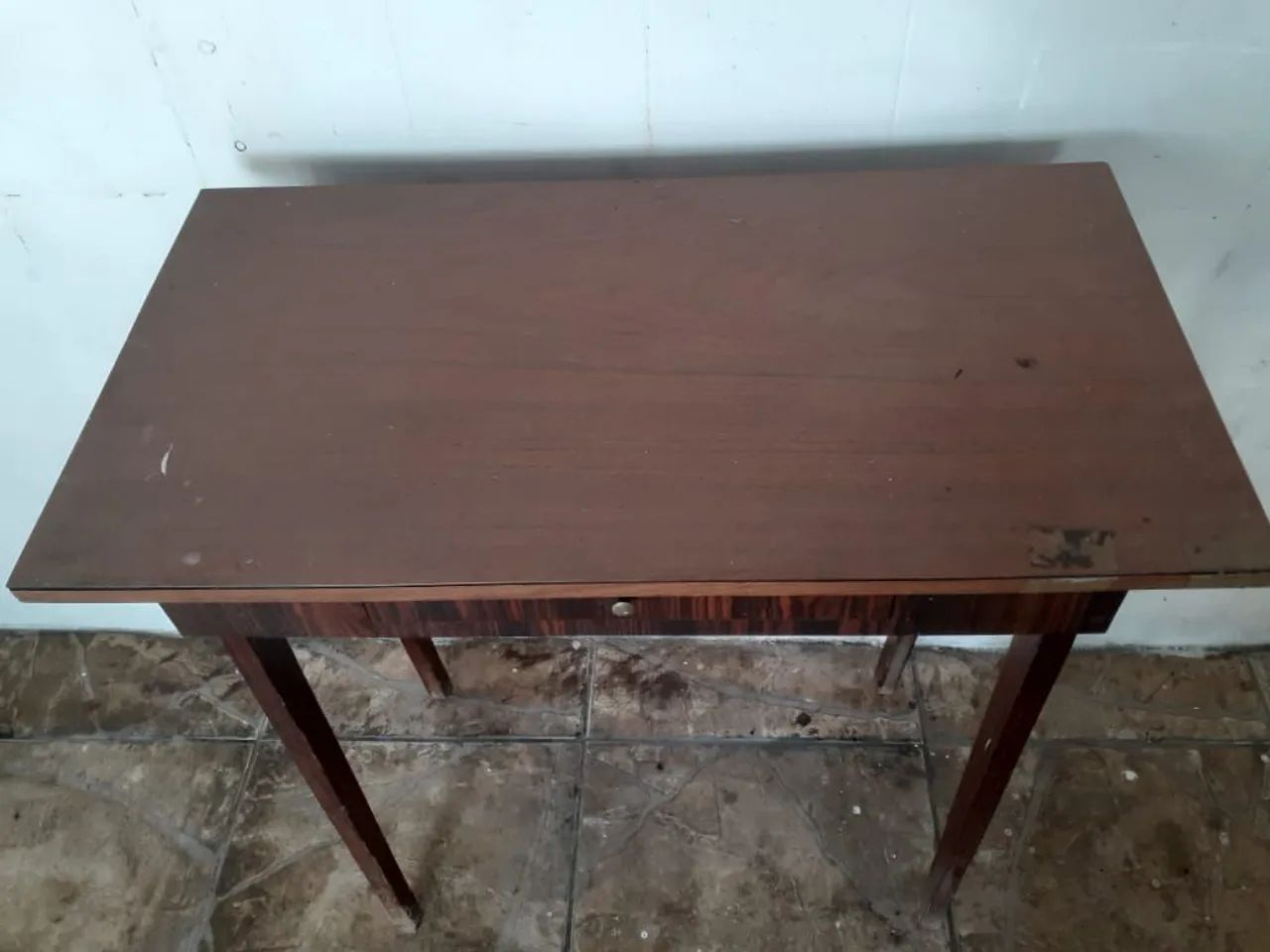 Mesa escrivaninha pequenacom gaveta - Foto 2