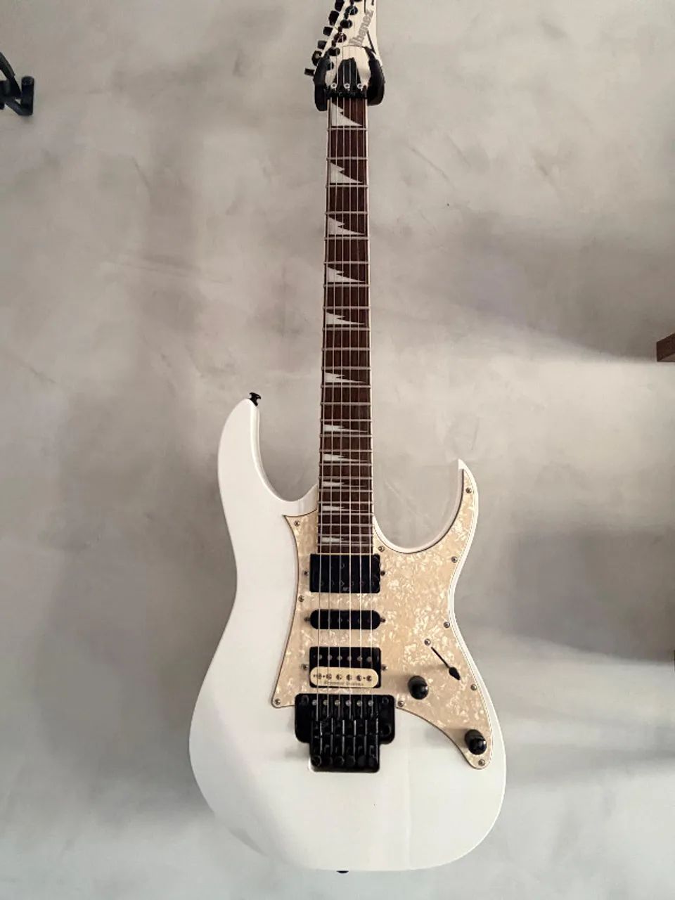 Ibanez RG 350DX　【土日限定値下げ中！！】 Ibanez Rg350dxz com Seymour Duncan Jb + Case De Madeira