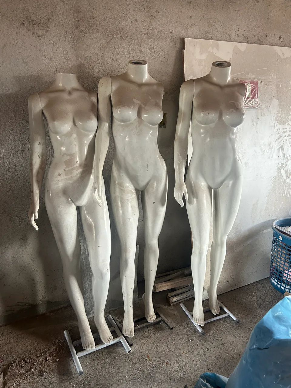Manequins