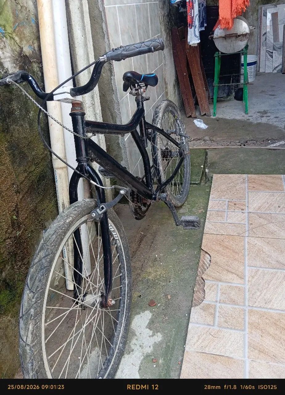 VENDO BICICLETA ?