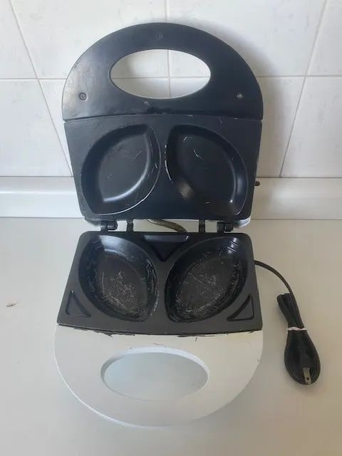 Omeleteira elétrica FUN KITCHEN - 127 VOLTS - BRANCA - Foto 6