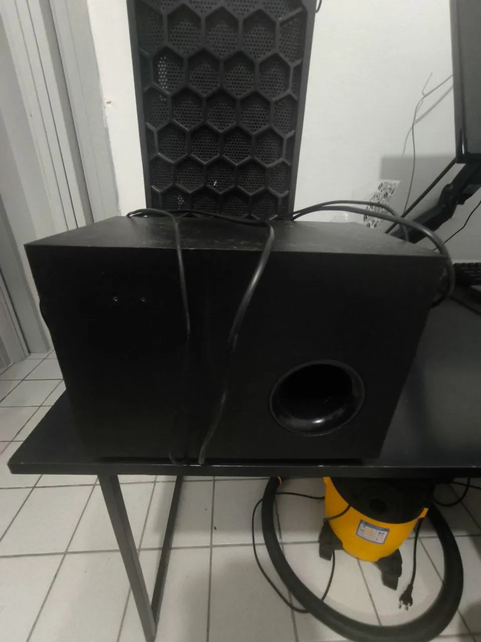 Caixa de som com cabo aux  - Foto 3