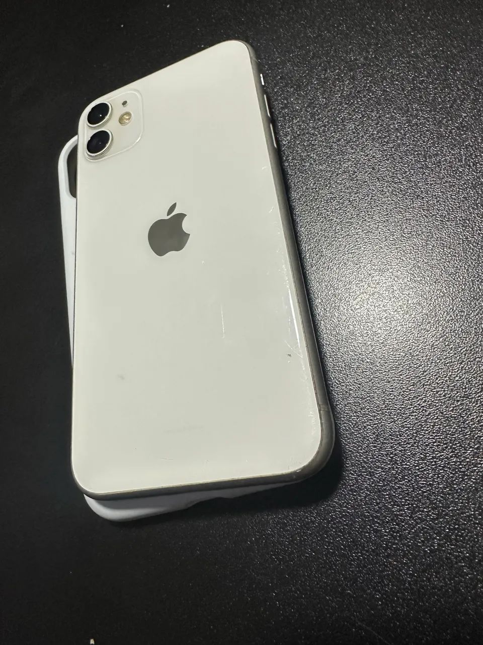 iPhone 11 .128gb sem marcas de uso - Celulares e Smartphones