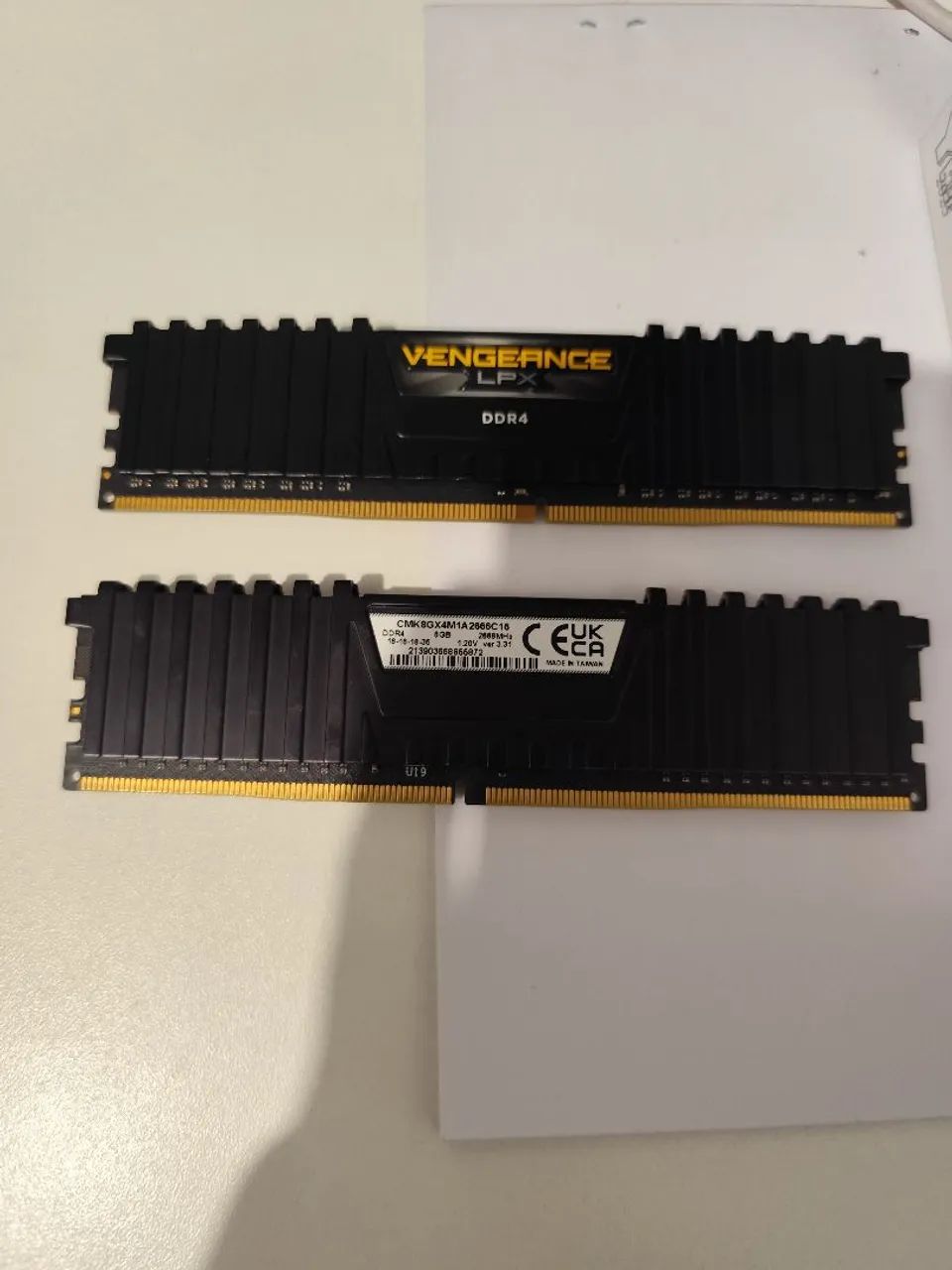 memoria ram corsair (2x8)