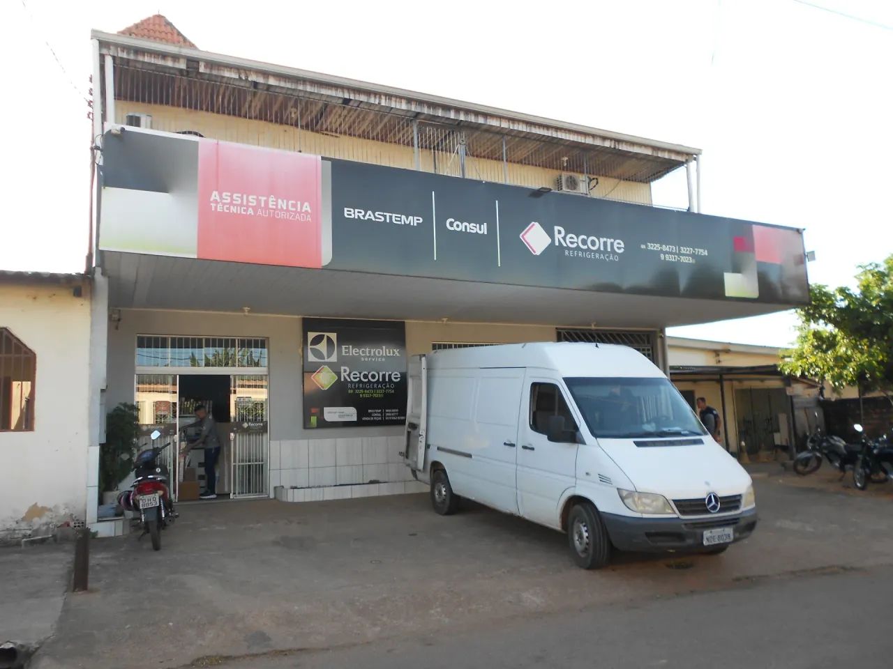 AMPLO PRÉDIO COMERCIAL COM 620 M². - Foto 2