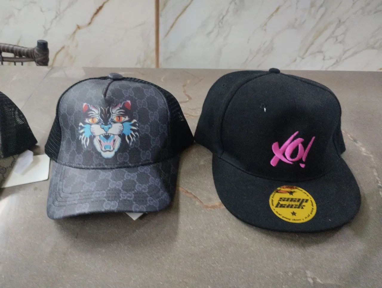 Vendo bonés da Gucci  - Foto 2