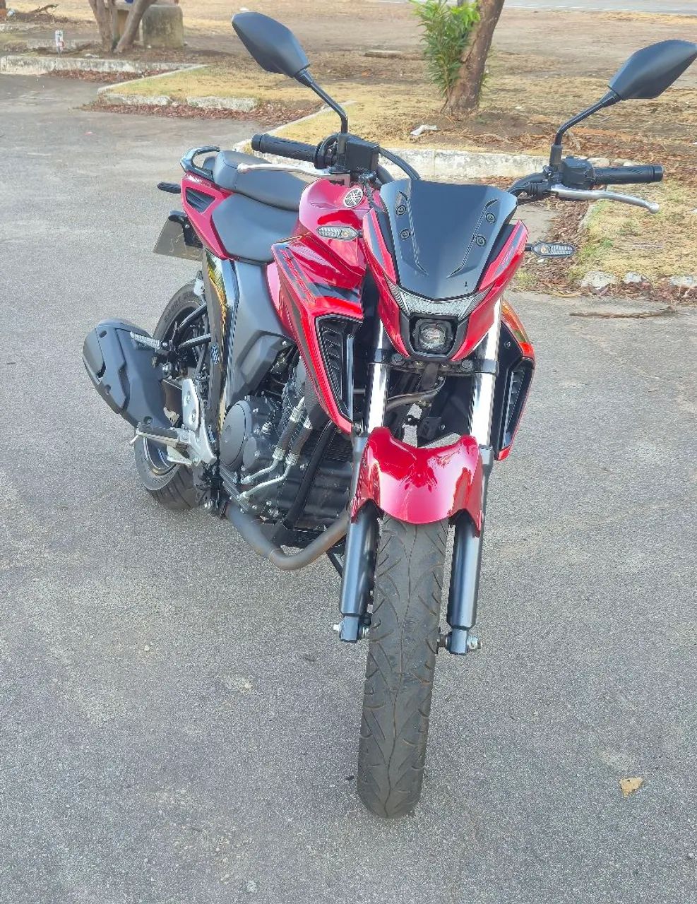 FAZER 250cc 2025 EXTRA com apenas 5.200km rodados