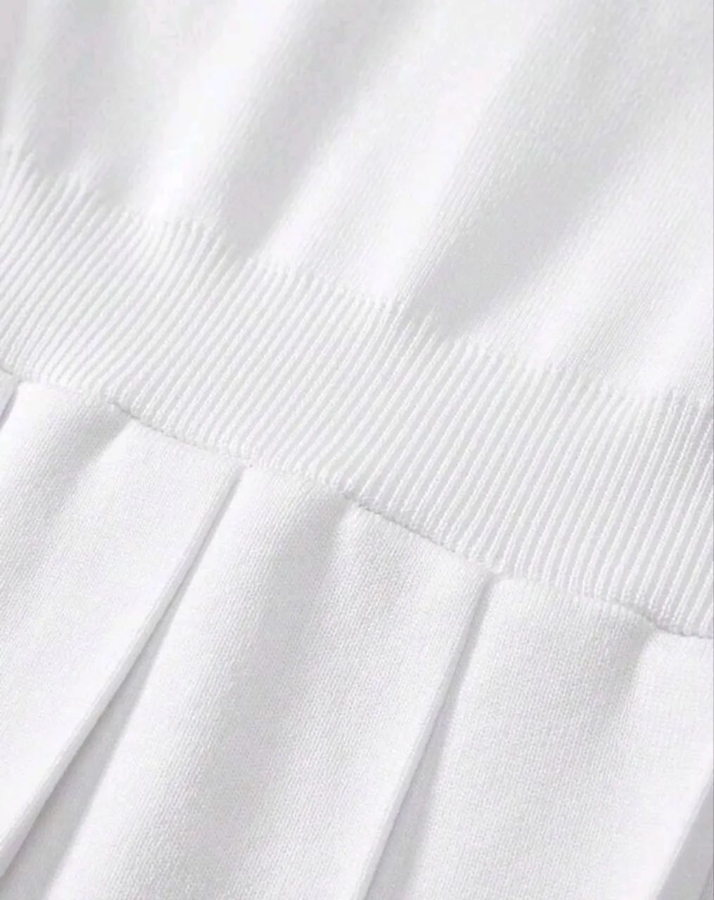 Vestido de Suéter com Zíper e Saia Plissada SHEIN - Foto 5