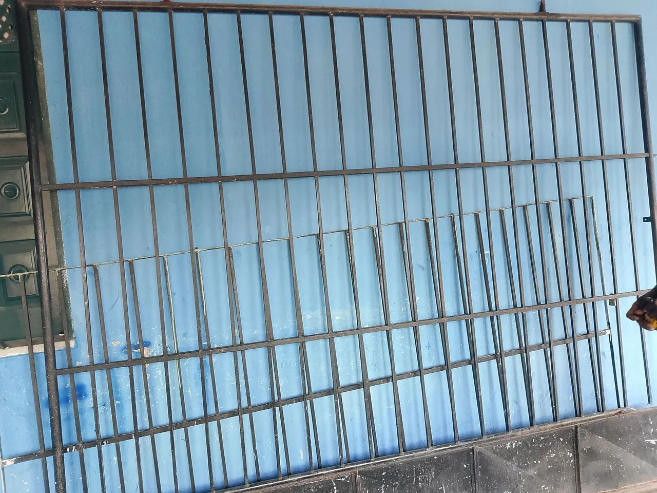 Vende-se portão de ferro - Foto 2