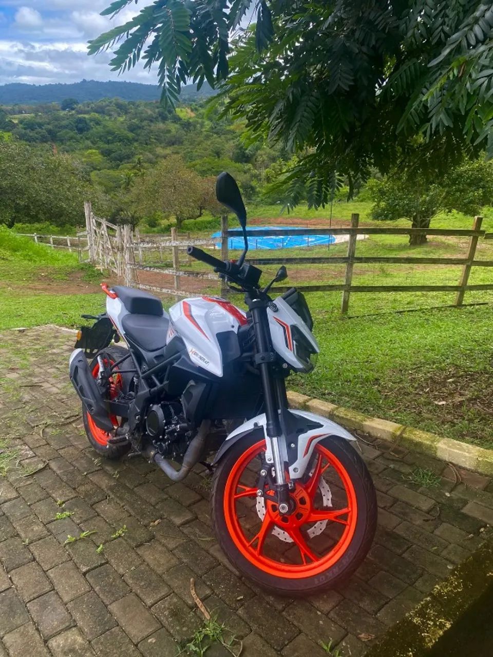 Flash 250cc MUITO NOVA