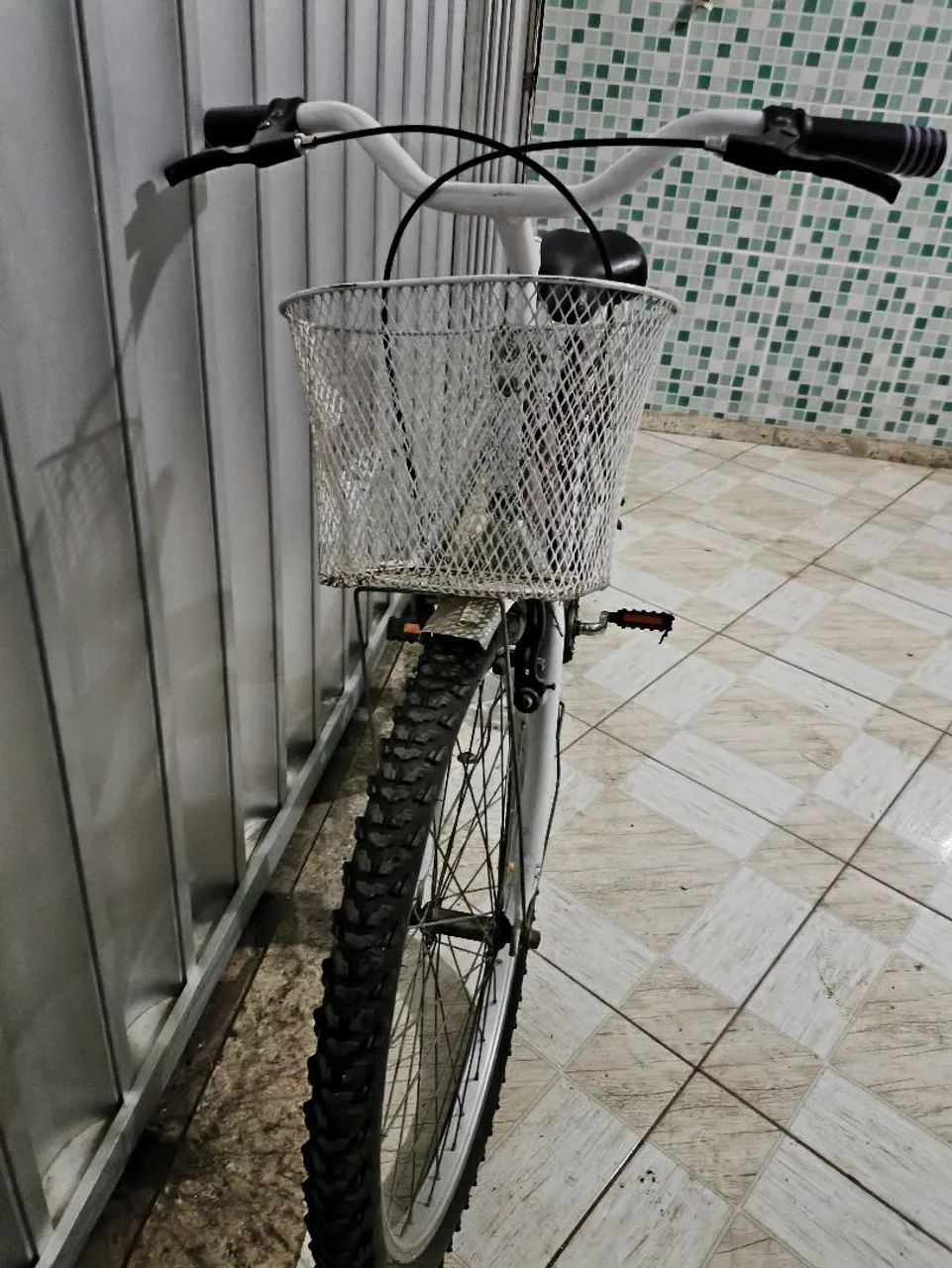 Bicicleta poti semi nova aro 24 (obs: retirada no local) - Foto 2