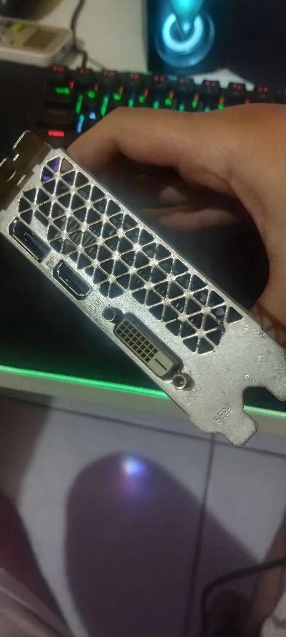 RX550 CONSERVADA!! - Foto 2