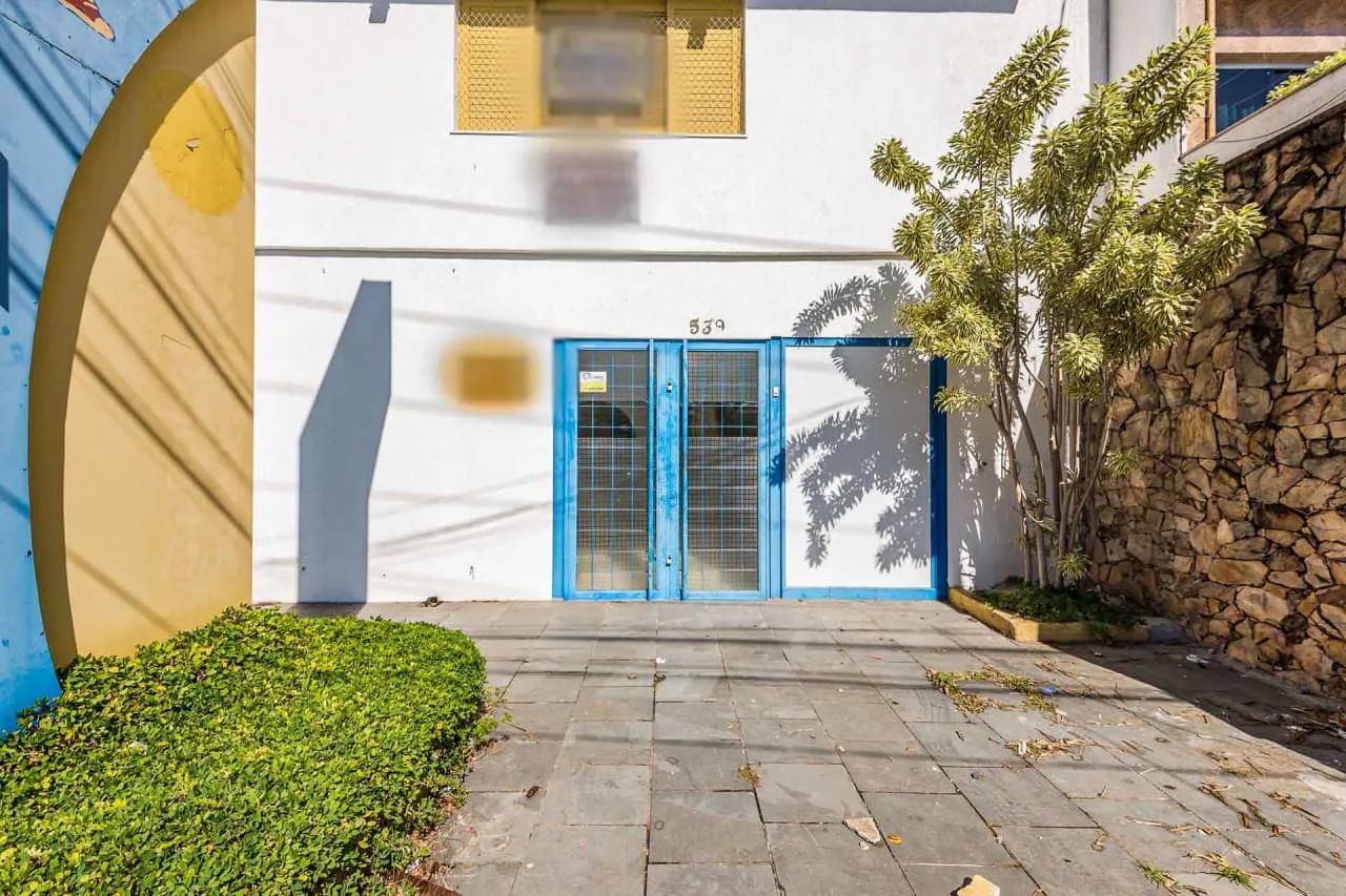 Casa comercial na Rua Ribeiro Lacerda, 539  355 m²