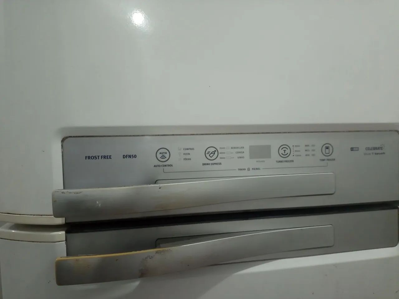 Geladeira DFN50 Retirar peças - Foto 4