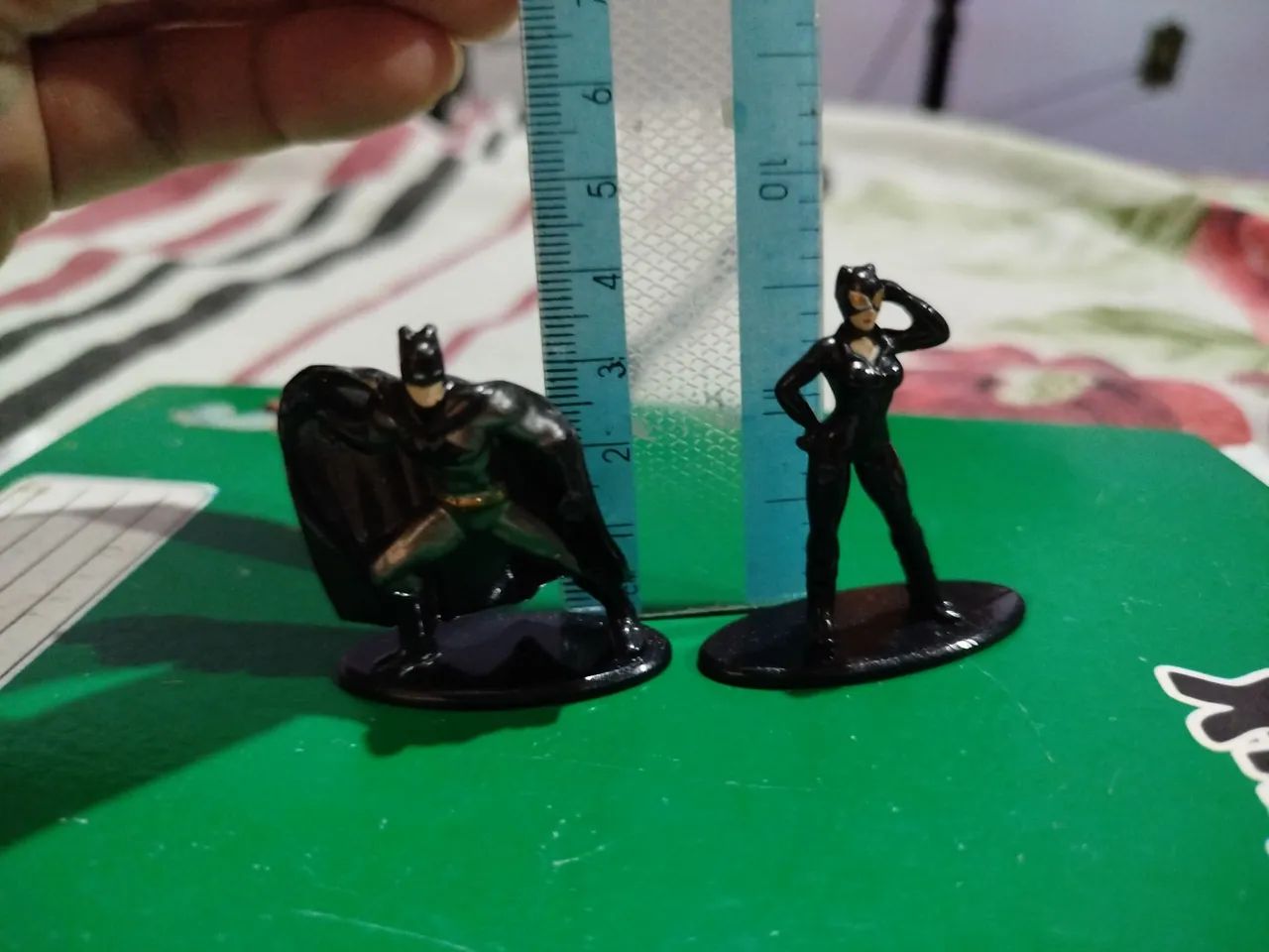 Miniaturas - Nanometalfigs Batman e Mulher Gato  - Foto 3