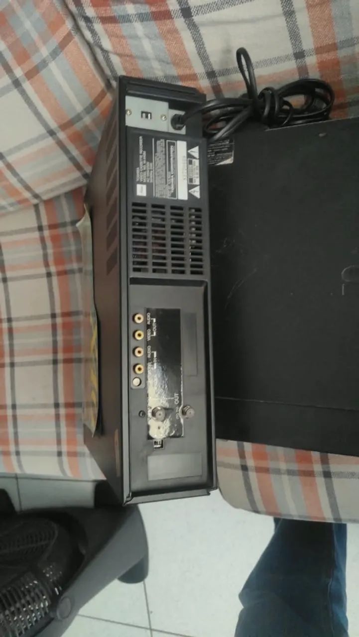 Vídeo cassete Toshiba 4 cabeças  - Foto 3