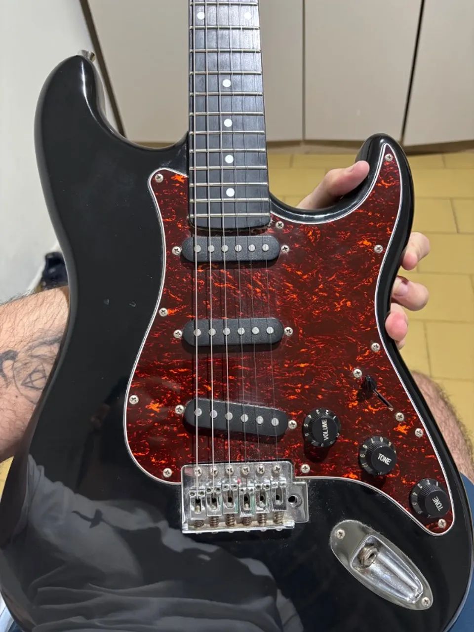 Guitarra Giannini G100