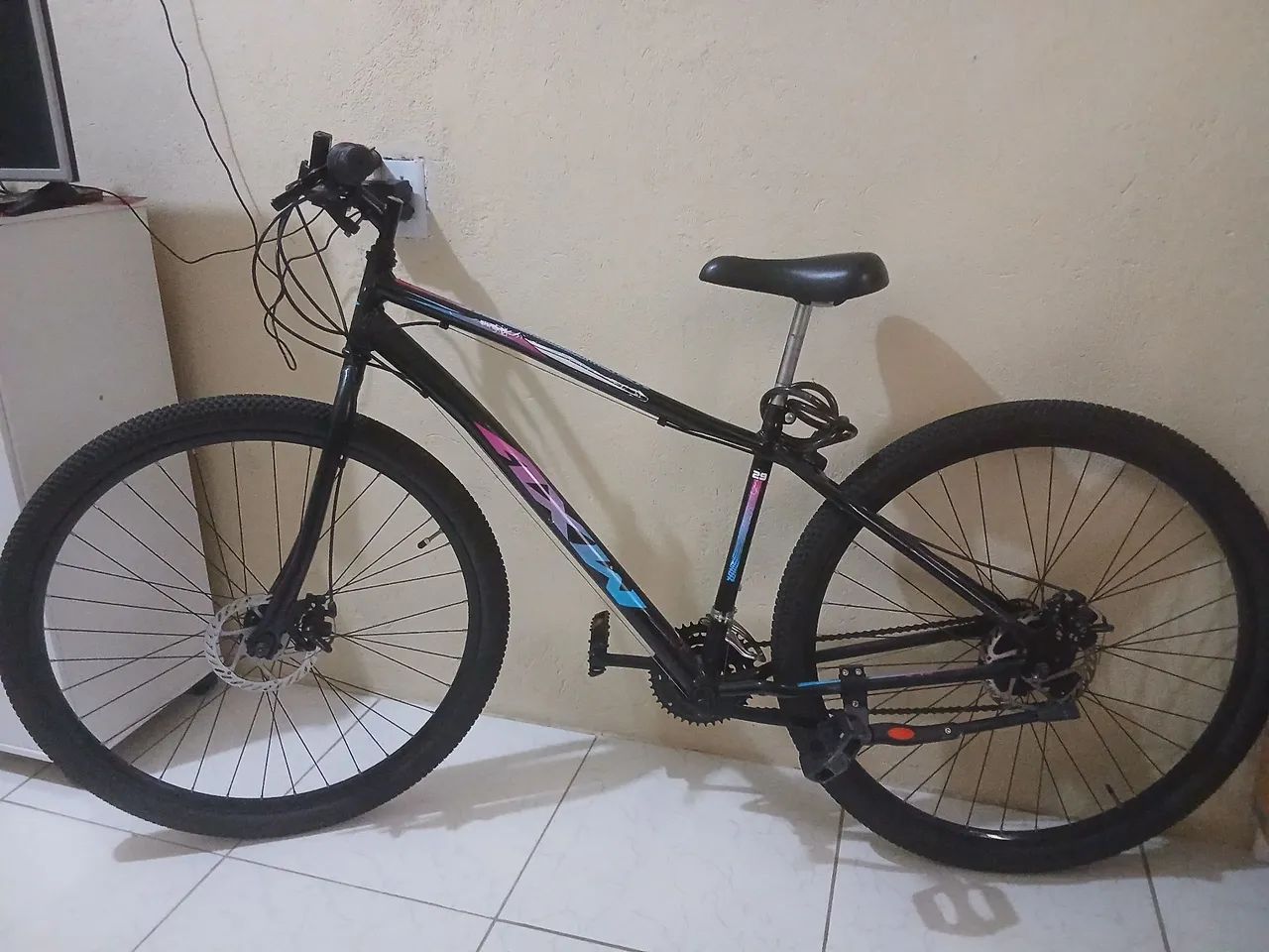 Bicicleta sem defeito, conservada