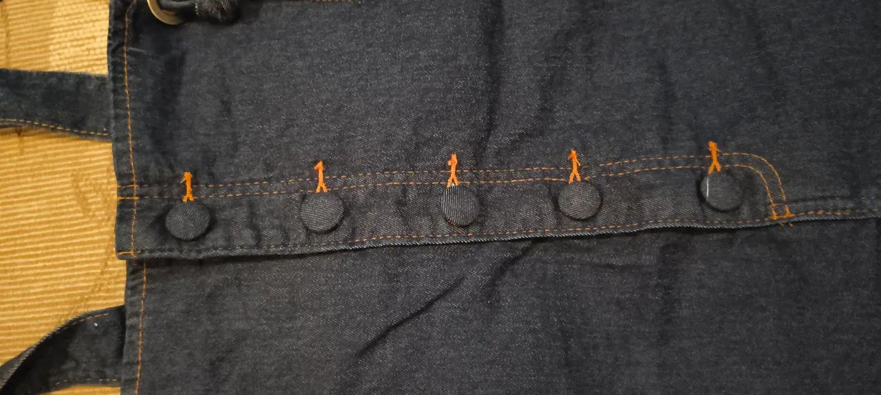 Jardineira jeans Nova  - Foto 4