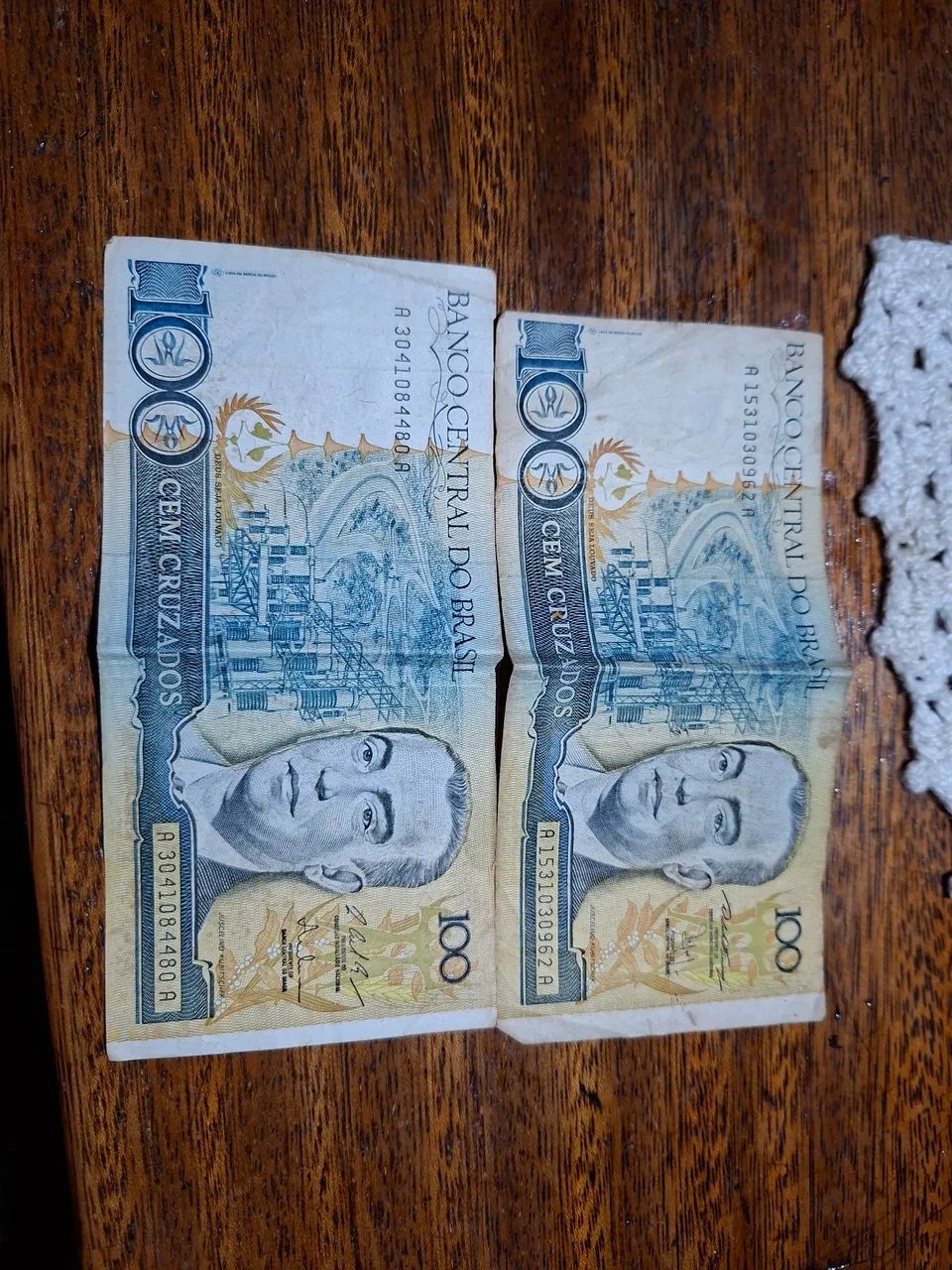 Lot of antique Brazilian banknotes