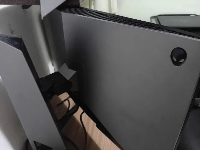 Monitor Dell Alienware AW2518HF 24.5" 16:9 240 Hz FreeSync Gaming - Foto 3