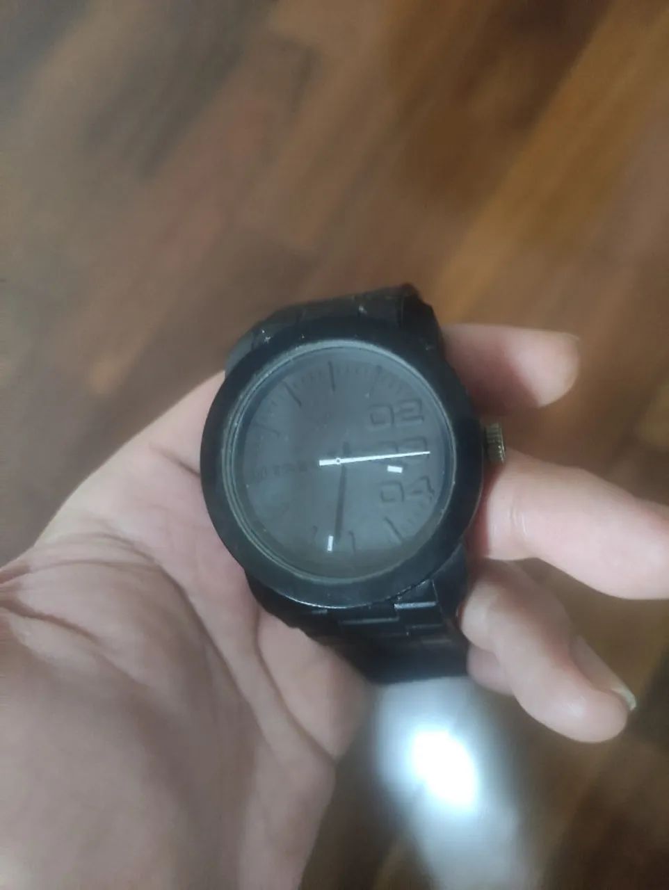 3 relogios sem funcionar 2 Diesel 1 Nike - Foto 2
