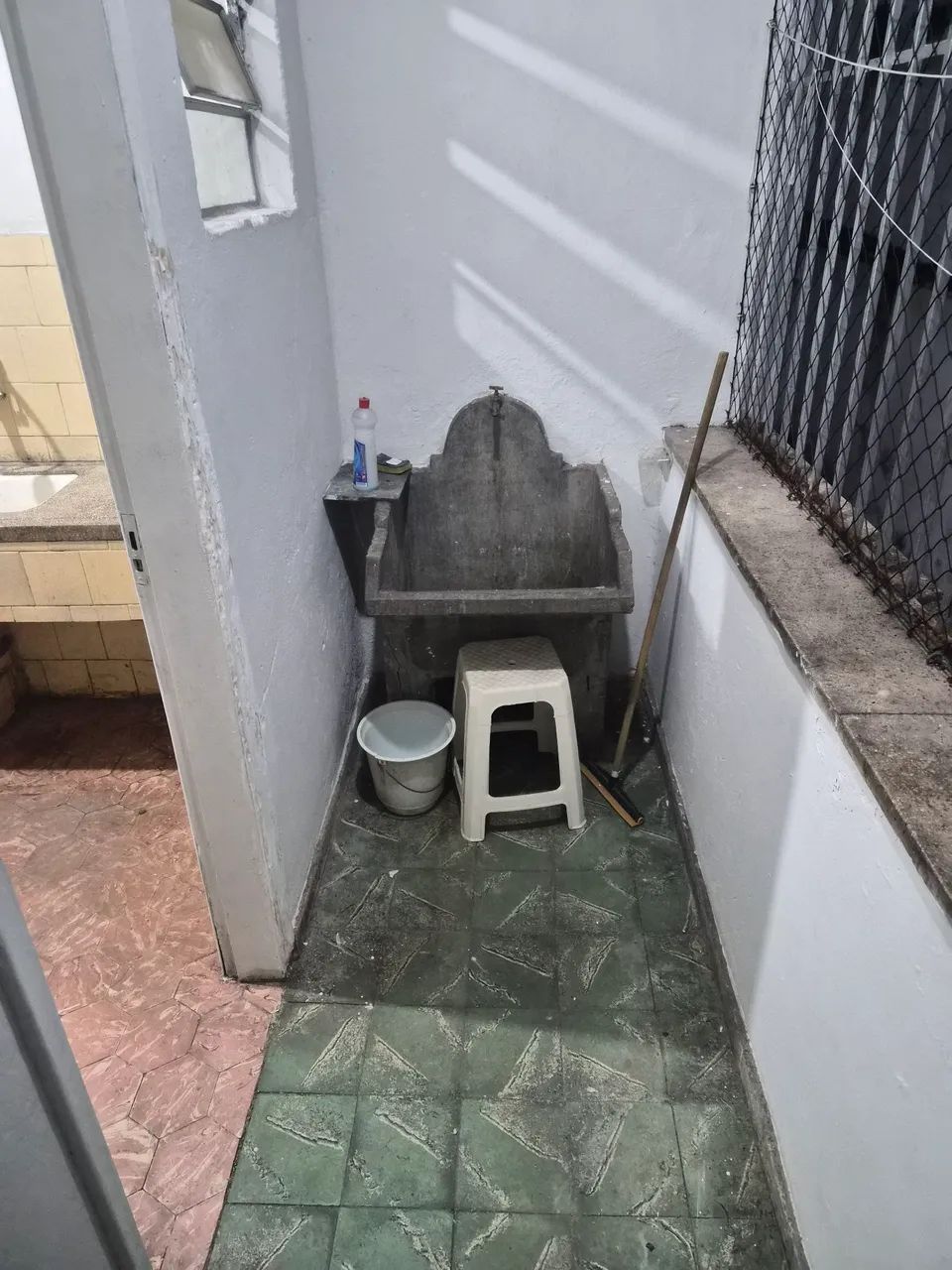 Alugo apartamento funcionários - Foto 2