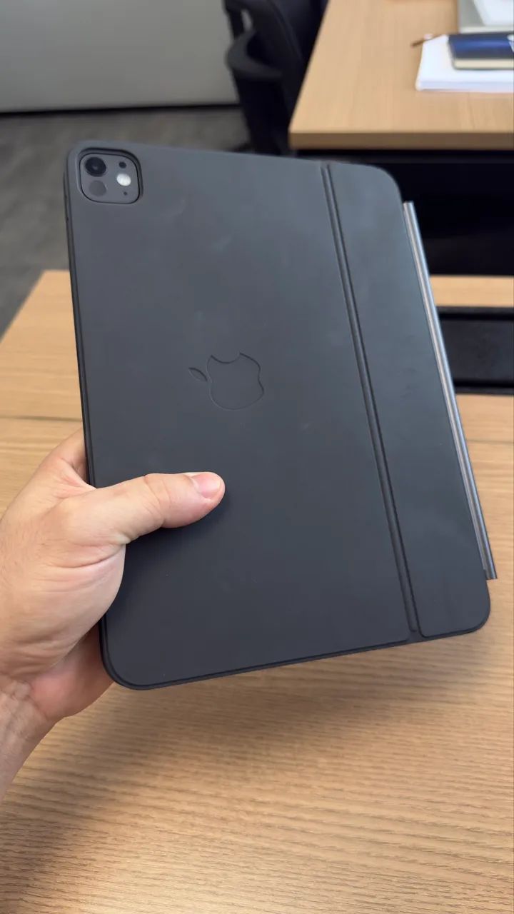 IPad 11 pro M4 256gb + Teclado Magic Keyboard Original  - Foto 4