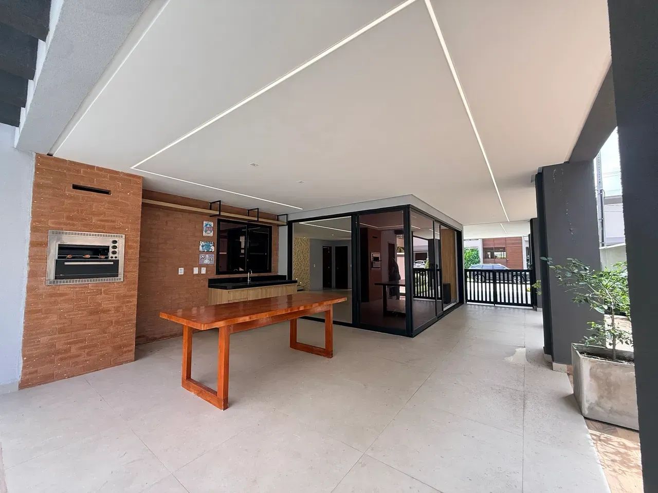 Casa de Luxo com 364m² | 4 Suítes | Piscina | Rooftop | Condomínio em  Intermares - Foto 5