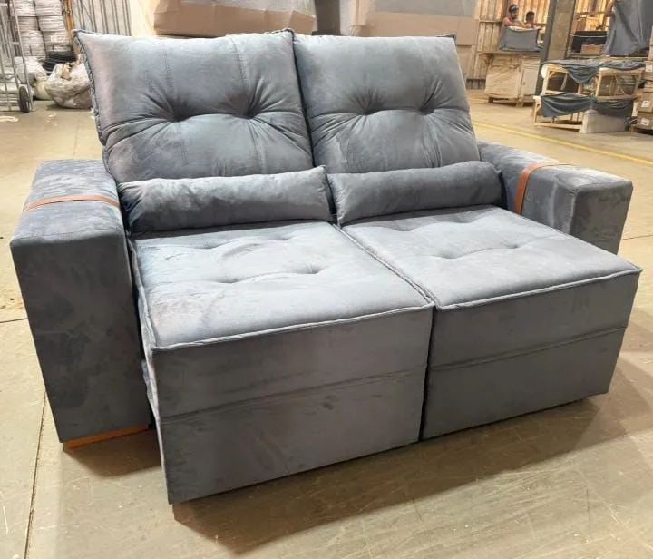 Sofá Retrátil e Reclinável Júnior 1,80 m Veludo Espuma D28 e Molas Cinza 
