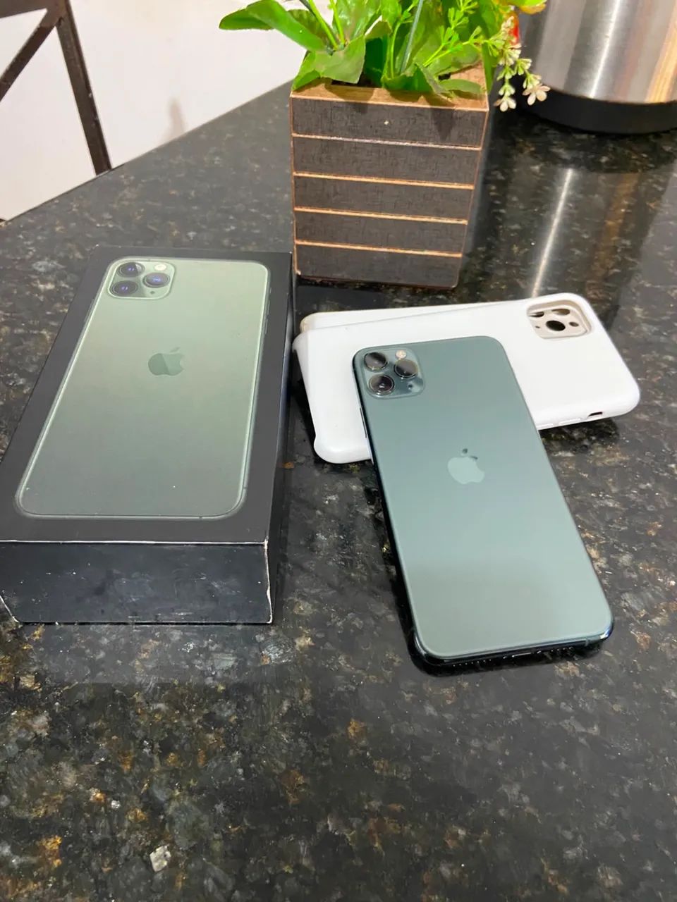 Vendo iPhone 11pro Max 64GB  - Foto 4